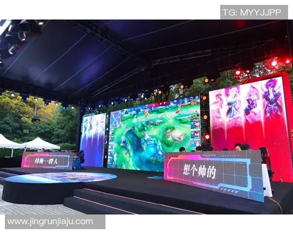 esports数据王者荣耀赛事中FPX团队配合达到新高度引发玩家热议